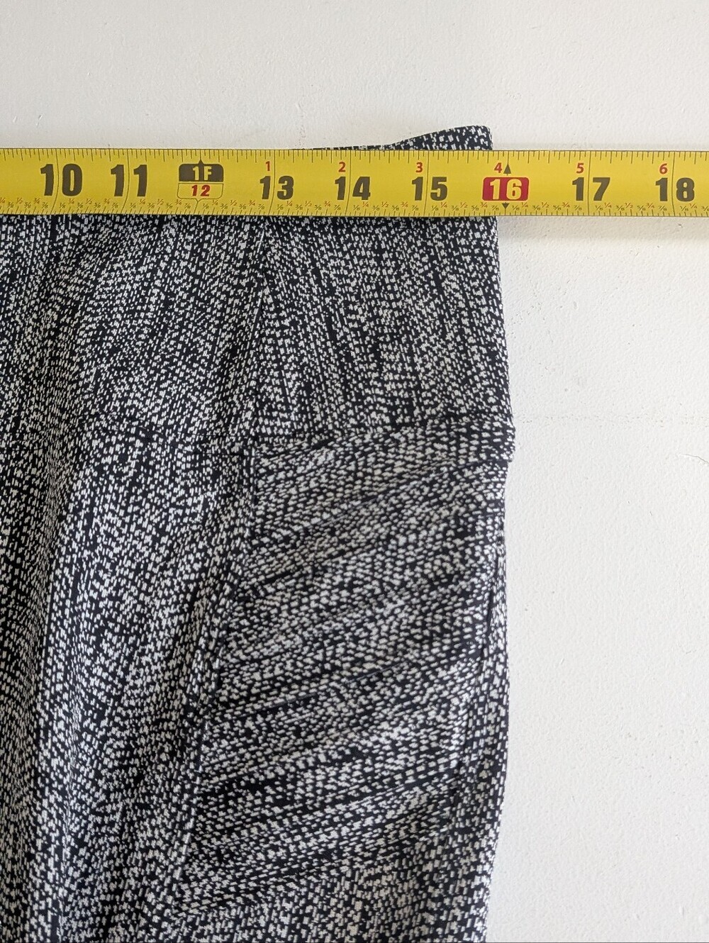 Athleta Delancey Textured Moto tight Leggings Braiden/black fitted pants size L - Picture 9 of 13